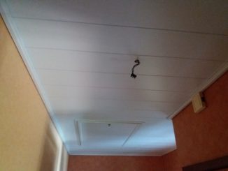 vertäfelte Decke in Boccia Esche